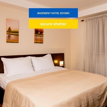 קייב Incognito Boutique Hotel מראה חיצוני תמונה