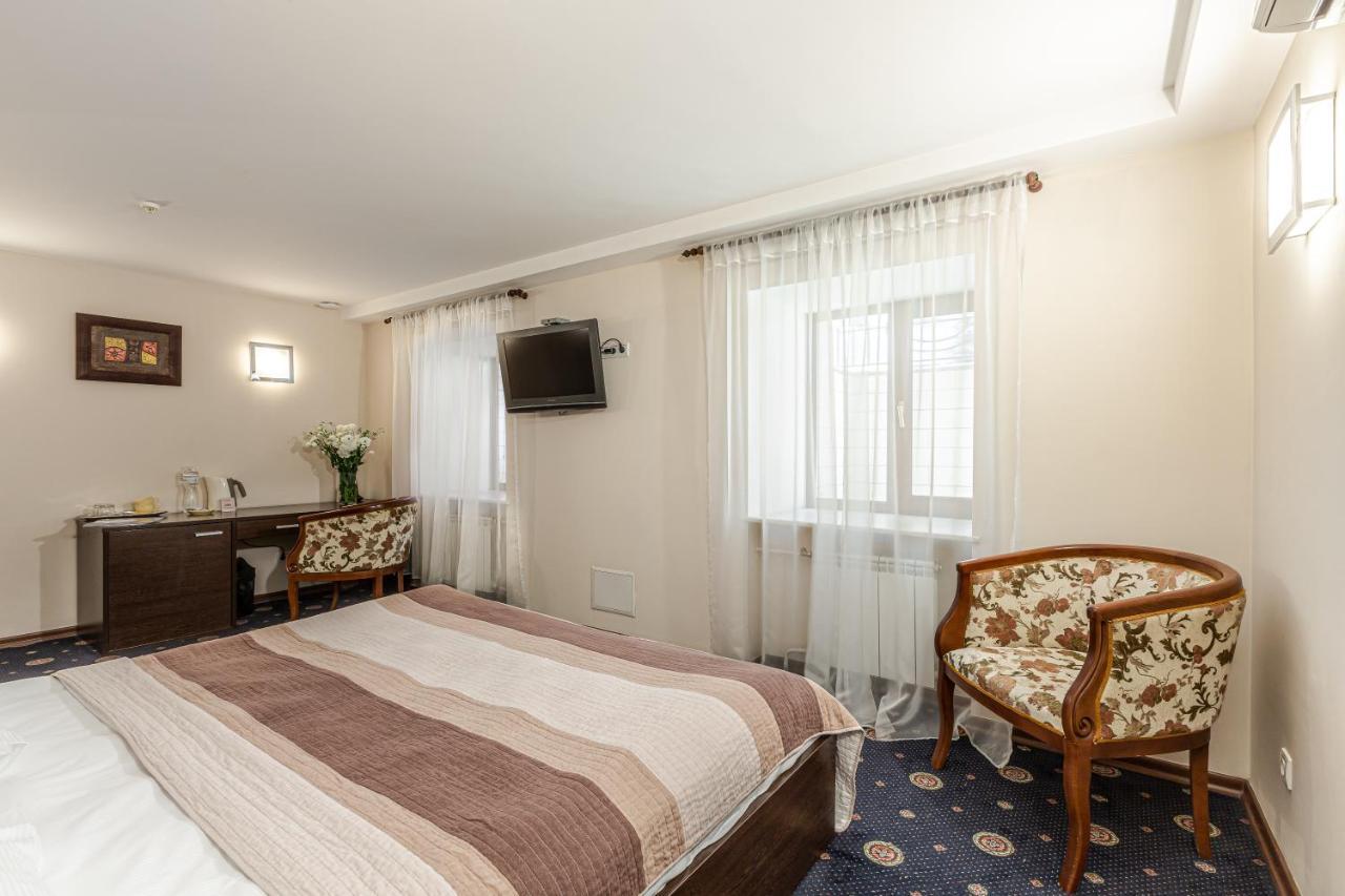 קייב Incognito Boutique Hotel מראה חיצוני תמונה