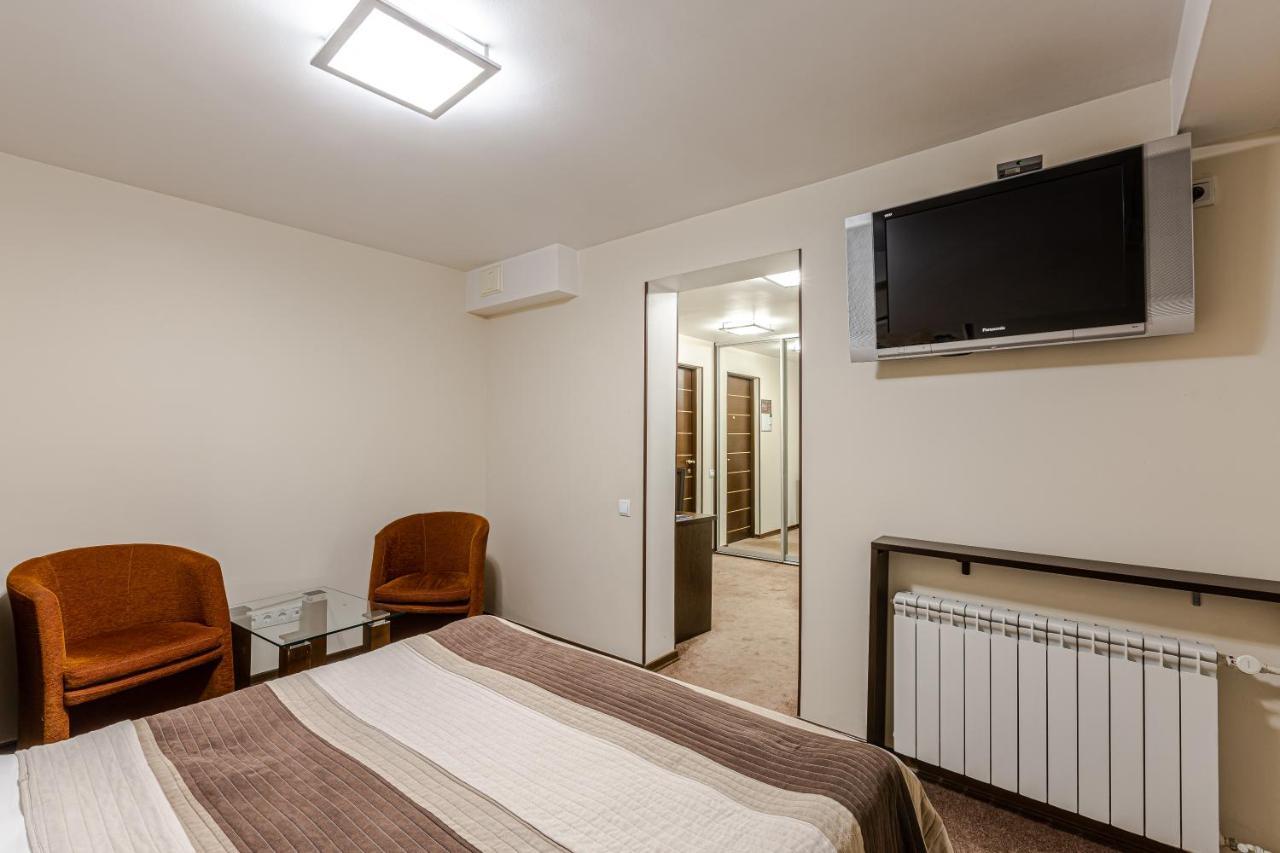 קייב Incognito Boutique Hotel מראה חיצוני תמונה