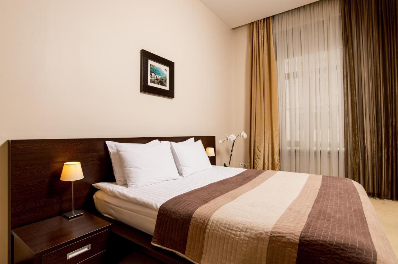 קייב Incognito Boutique Hotel מראה חיצוני תמונה