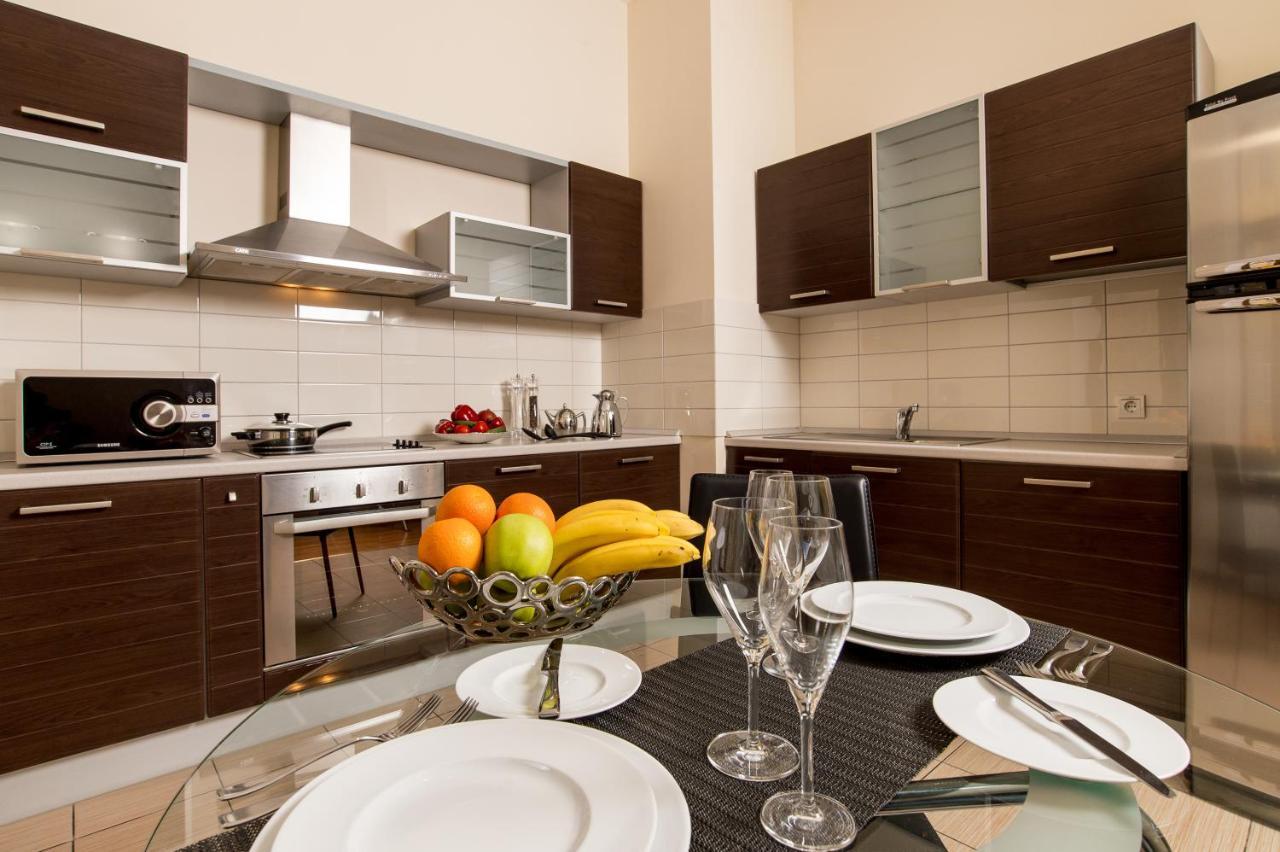קייב Incognito Boutique Hotel מראה חיצוני תמונה