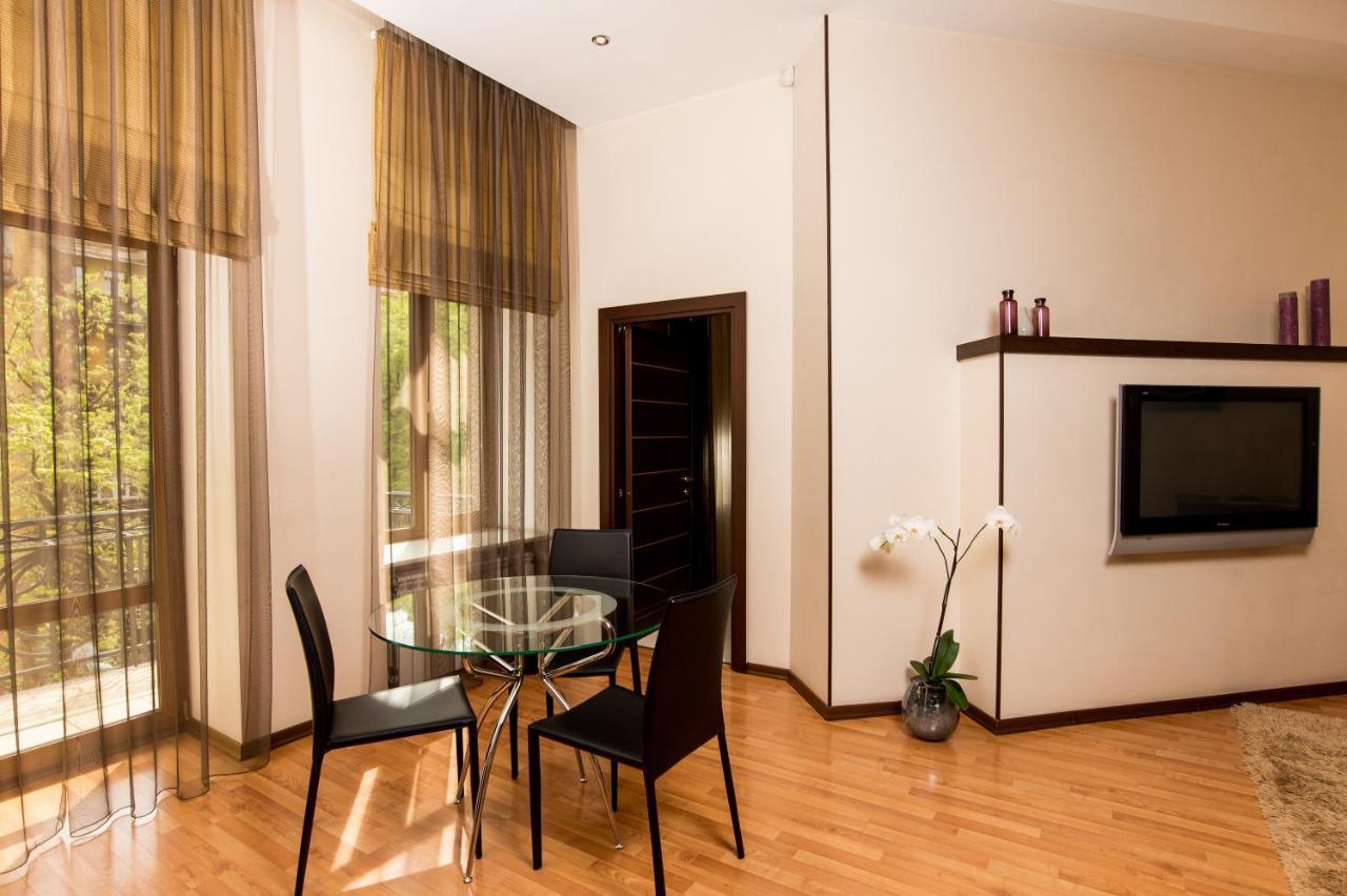 קייב Incognito Boutique Hotel מראה חיצוני תמונה