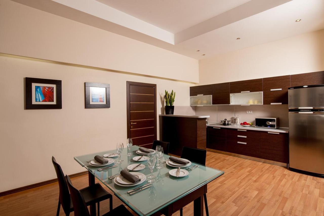 קייב Incognito Boutique Hotel מראה חיצוני תמונה